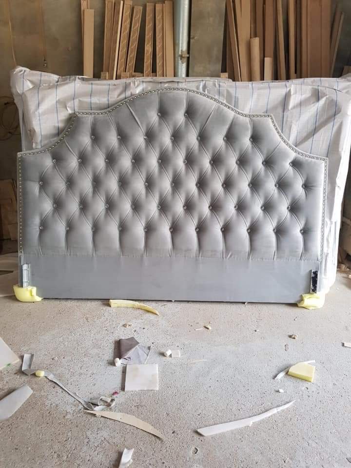 mẫu giường châu âu